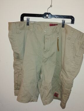 Foundry Men's British Khaki Comfort Stretch Cargo Short, Size:48x20 Summer Camp